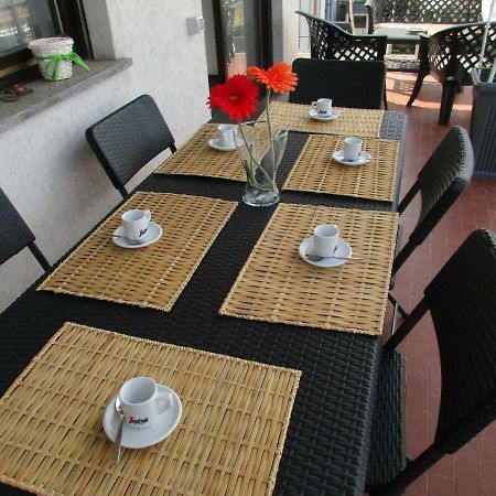 Red Rose Apartment Stresa Exterior photo